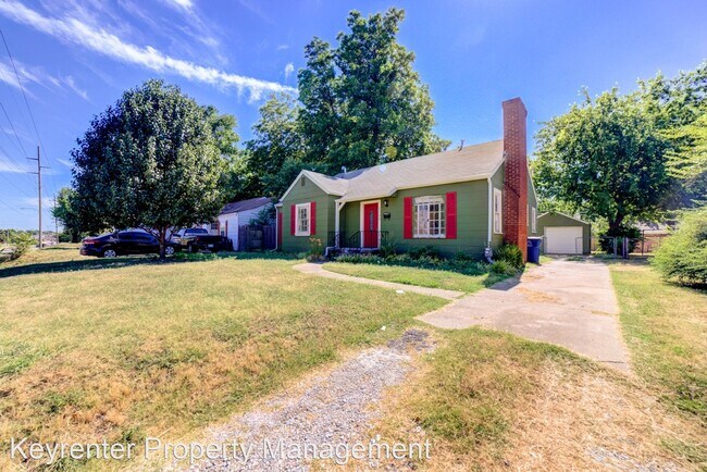 Foto del edificio - 2 br, 1 bath House - 1308 S Yale Ave