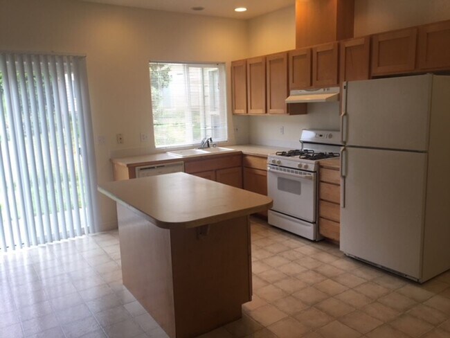 Foto del edificio - PRELEASING: 3 bed/2 bath House off Samish ...