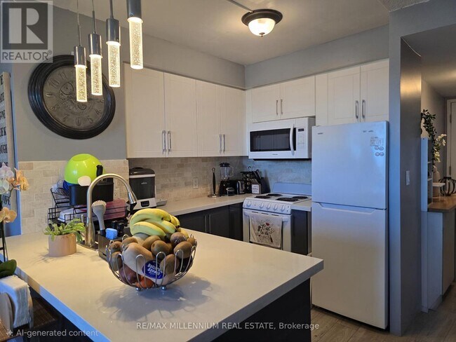 Building Photo - 38 Lee Centre Dr