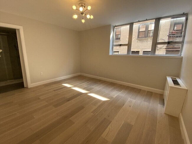 Foto del edificio - Amazing 2 bed 2 bath in Brookline