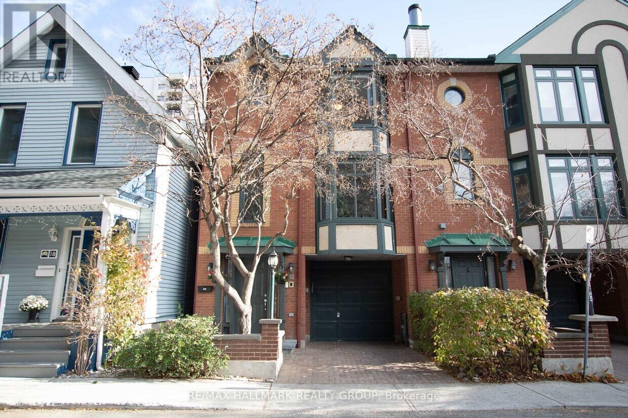 Primary Photo - 22 Central Ave