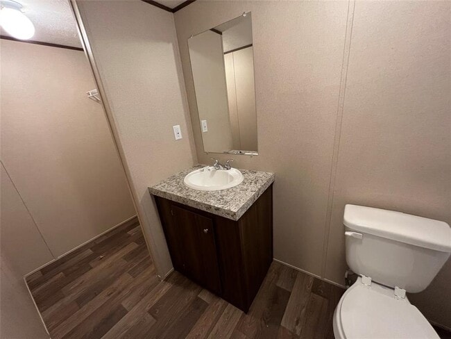 Building Photo - 13910 Anchor Ct