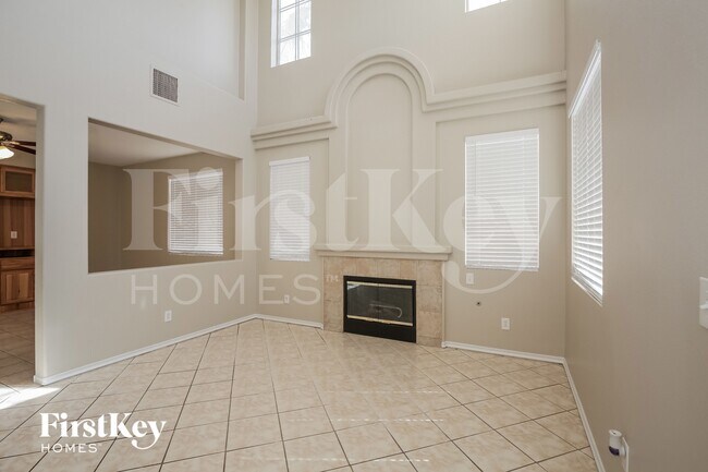 Building Photo - 5443 Lilly Rose Ct