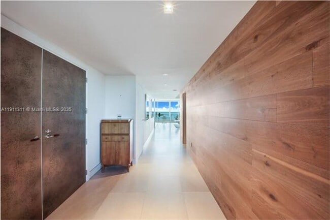 Photo - 2627 S Bayshore Dr Apartment