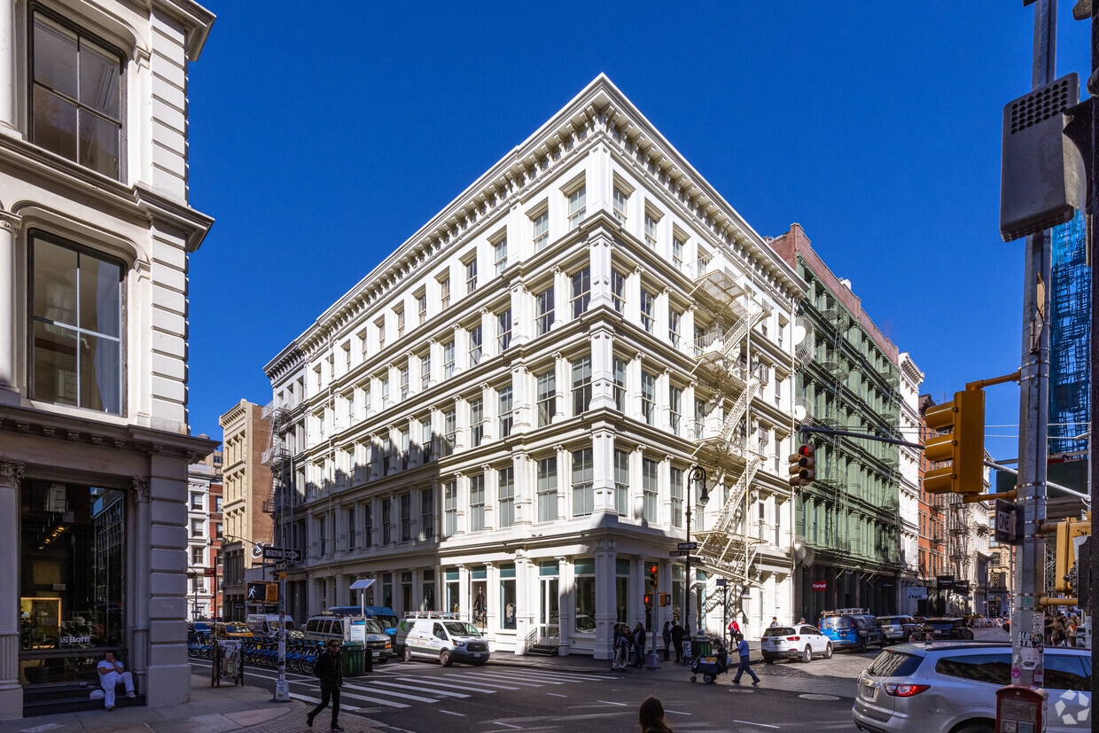 Primary Photo - 33 Greene St