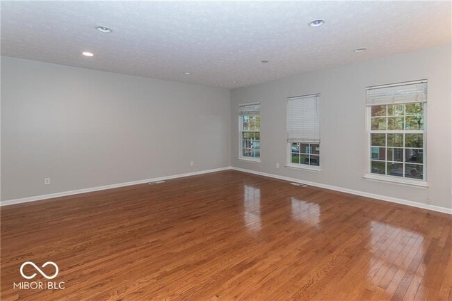 Building Photo - 11840 Harvard Ln