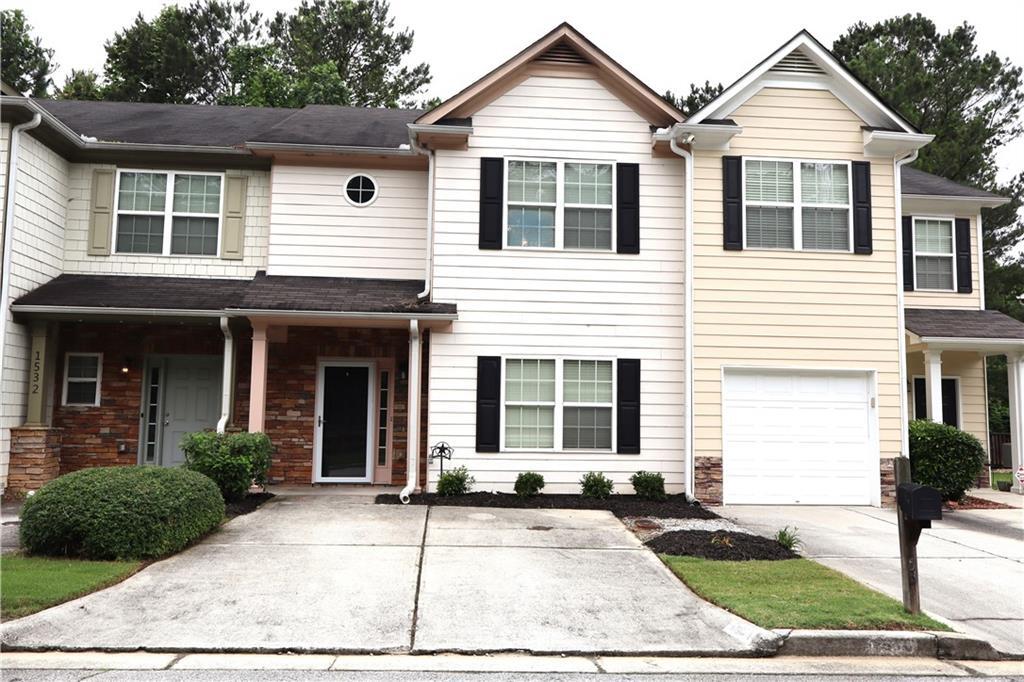 Foto principal - 1534 Rogers Preserve Rd