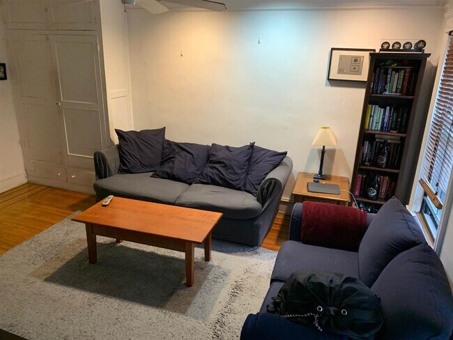 Foto del edificio - 339 Bloomfield St
