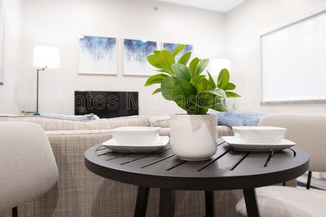 Interior Photo - Cascade Heights