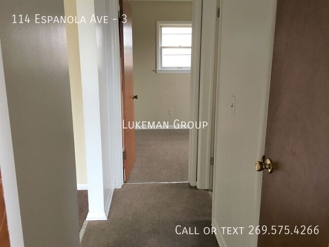 Building Photo - 114 Espanola Ave
