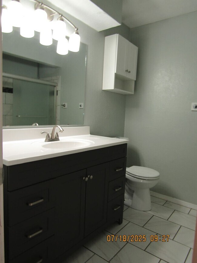 Foto del edificio - Very Nice Home located in the Sherwood Are...
