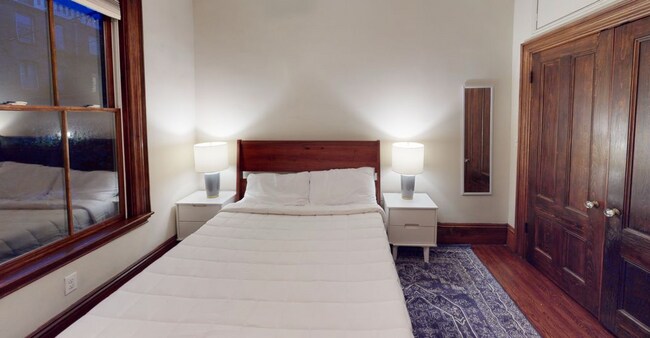 Foto del edificio - 9/1 No Fee! Two level 5BR/2BA near Brigham Circle, Longwood, Northeastern!