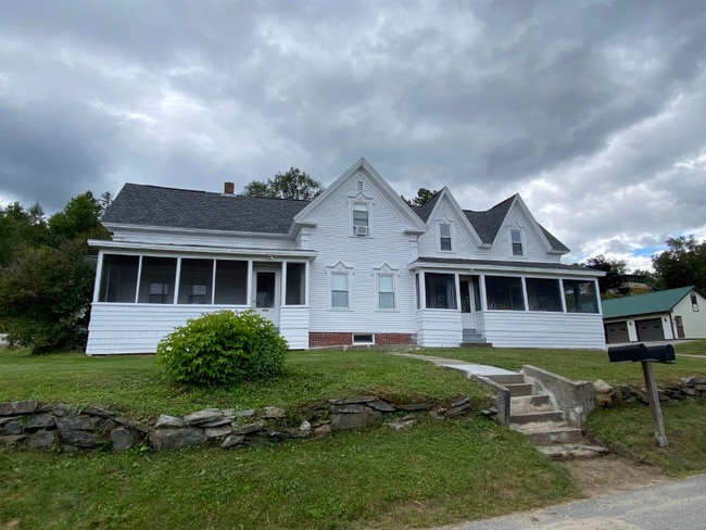 Building Photo - 12 Gooden