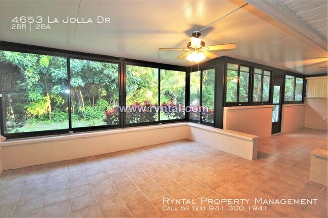 Building Photo - 4653 La Jolla Dr