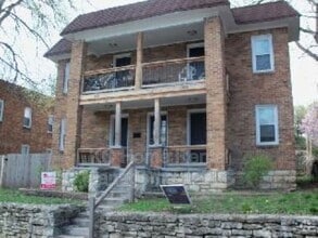 Building Photo - 1108 W 41st Terrace