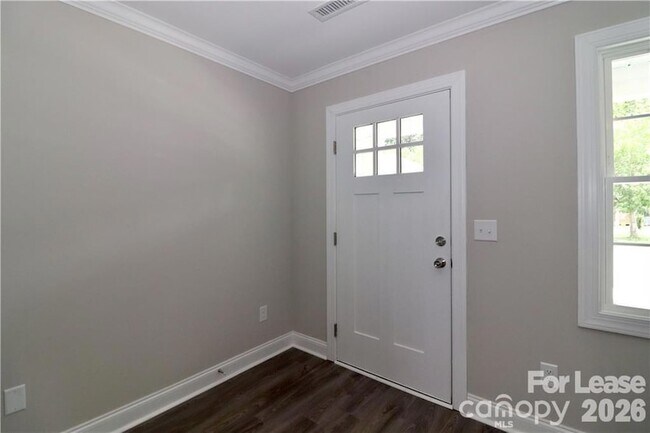Foto del edificio - 3971 Newhall Dr NW