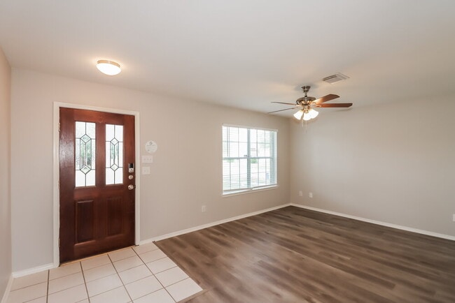 Foto del edificio - 21103 Bridge Springs Ln