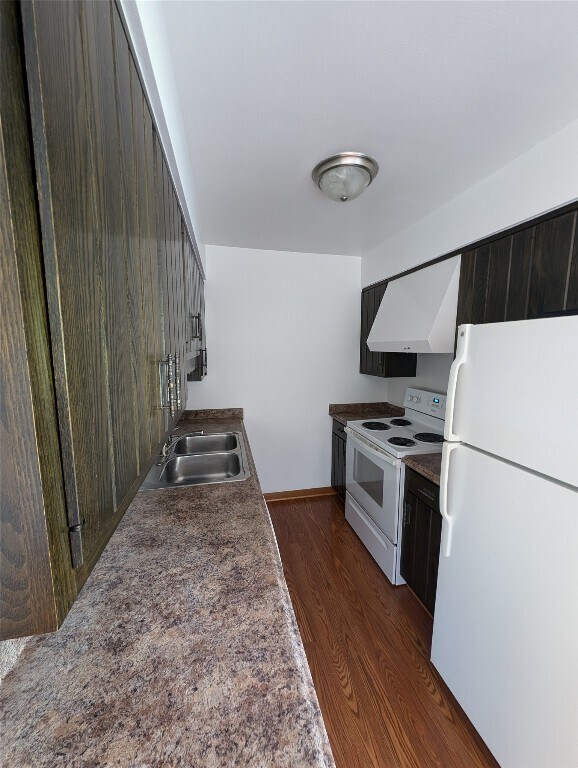Foto del edificio - 3680 W Lake Rd