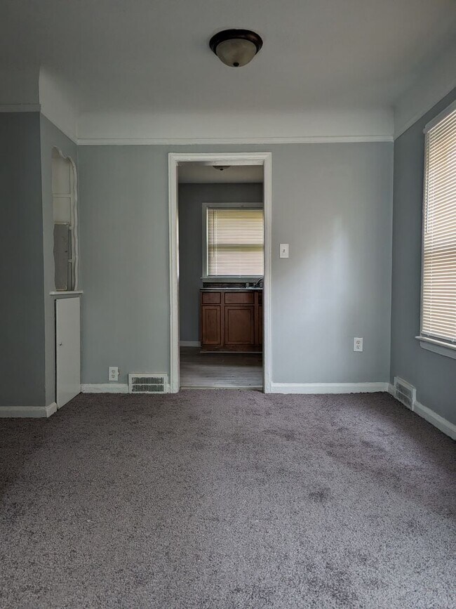 Building Photo - 16845 St. Mary- 2 BEDS & 1 BATH FOR RENT!