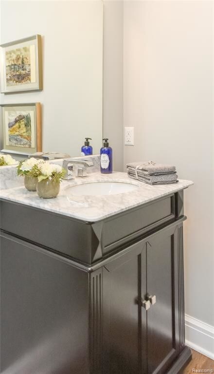 Building Photo - 431 S Eton St