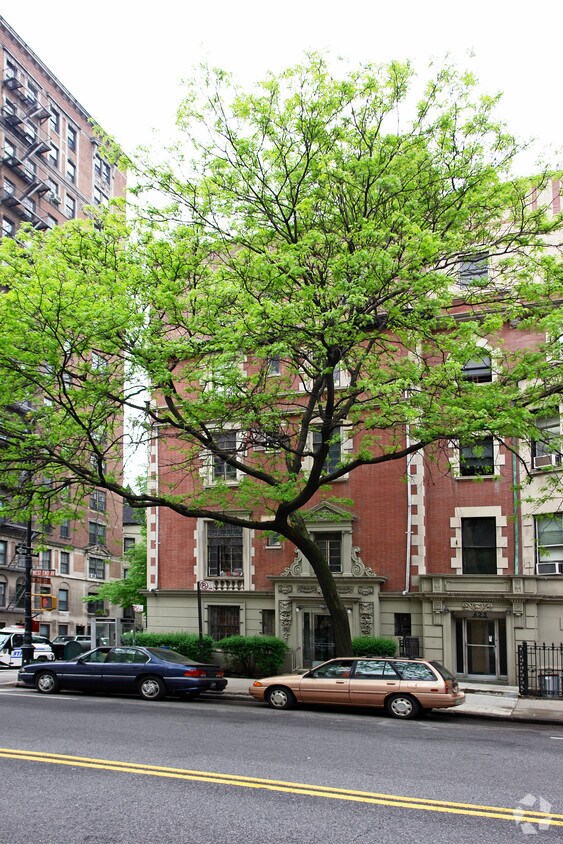 Foto del edificio - 621 West End Ave