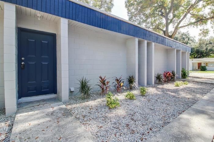 Primary Photo - 1612 E Kirby St