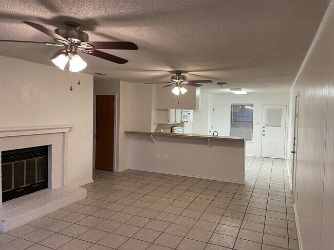Foto del edificio - 13573 Sheldon Ln-The Soape Brothers FLP