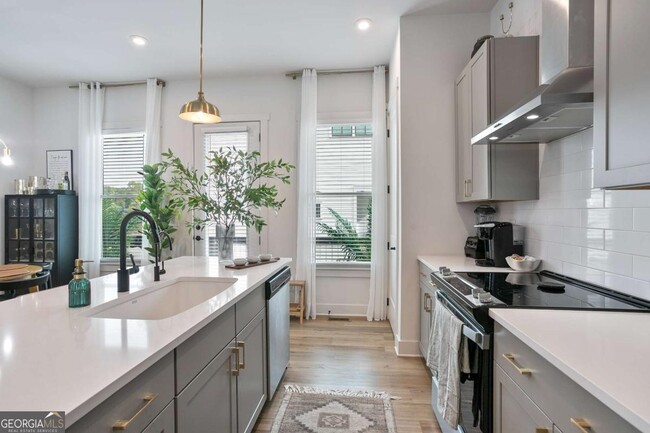 Foto del edificio - 1081 Crest Cir SE