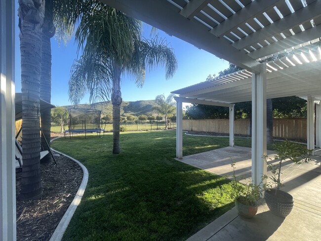 Building Photo - 3071 Sprucewood Ln