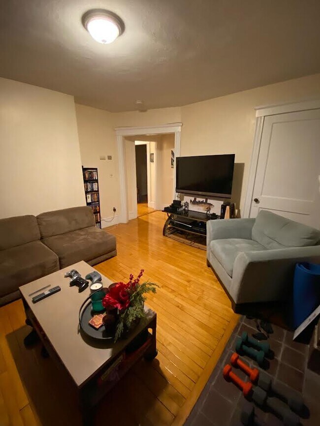 6 Craigie Cir Unit 41, Cambridge, MA 02138 Apartments at 6 Craigie