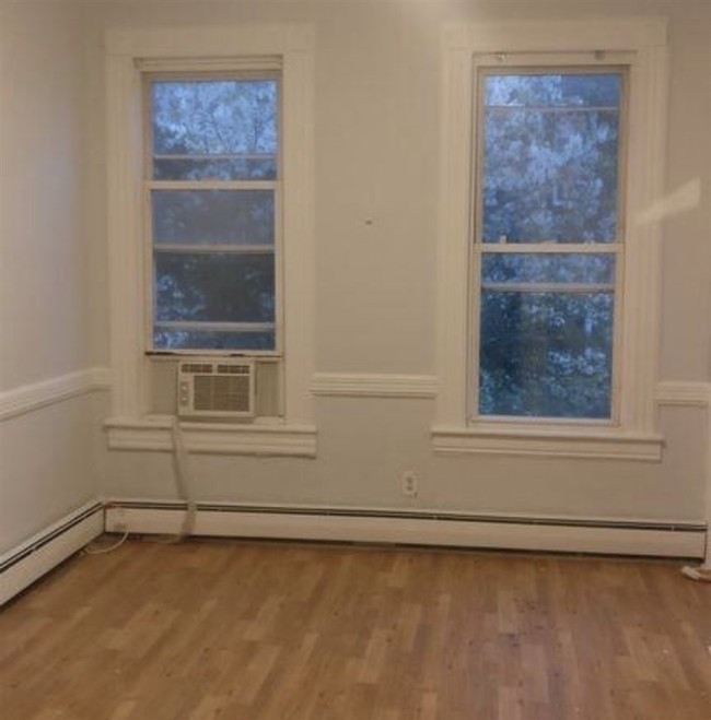 Building Photo - 188 Tonnele Ave