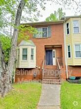 Building Photo - 232 Hembree Park Terrace