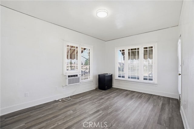 Building Photo - 2 E Cypress Ave