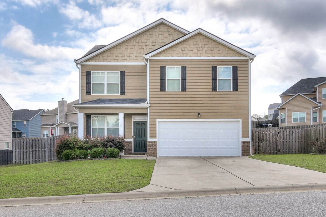 Foto principal - 4 Bedroom Minutes from Fort Eisenhower!