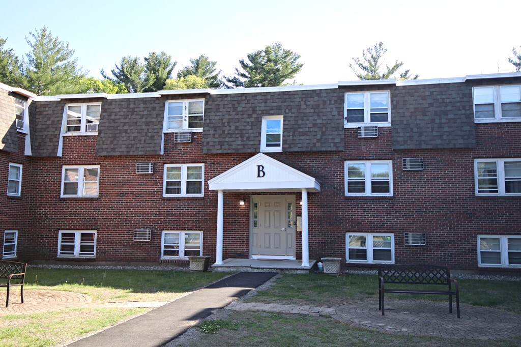 Foto principal - 870 Haverhill St