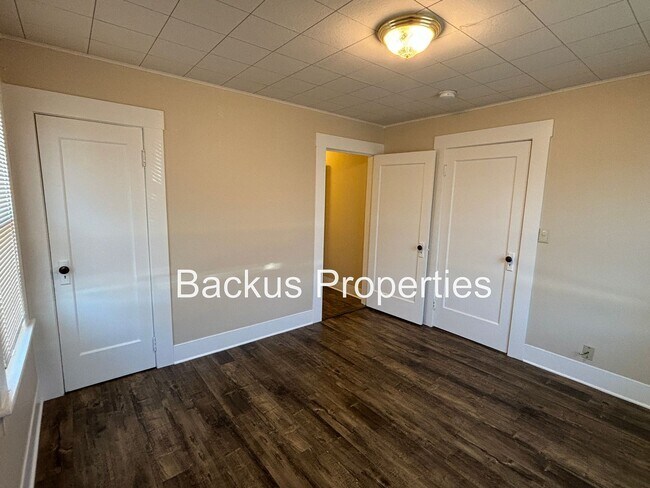 Building Photo - 136 East St