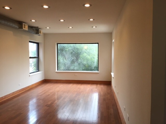 Foto del edificio - 7910 S East End Ave