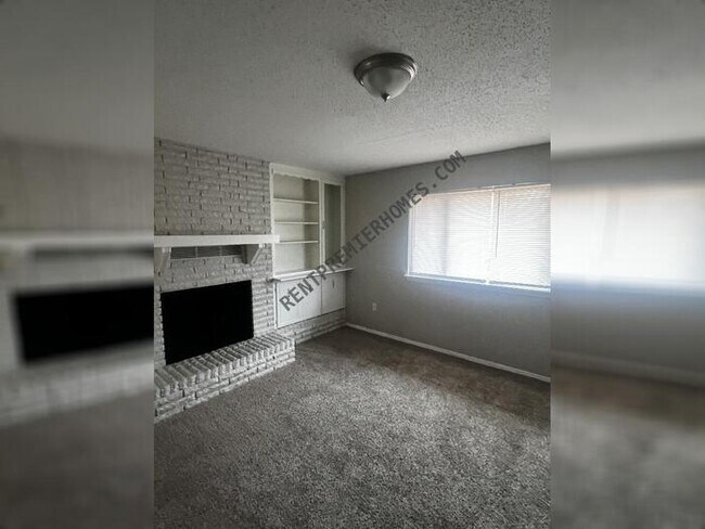 Foto del edificio - 5608 Stella Cir