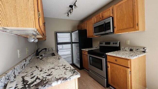 Foto del edificio - Nice Townhouse for Lease in Boones Creek