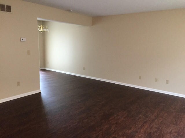 Foto del edificio - 1264 E 359th St