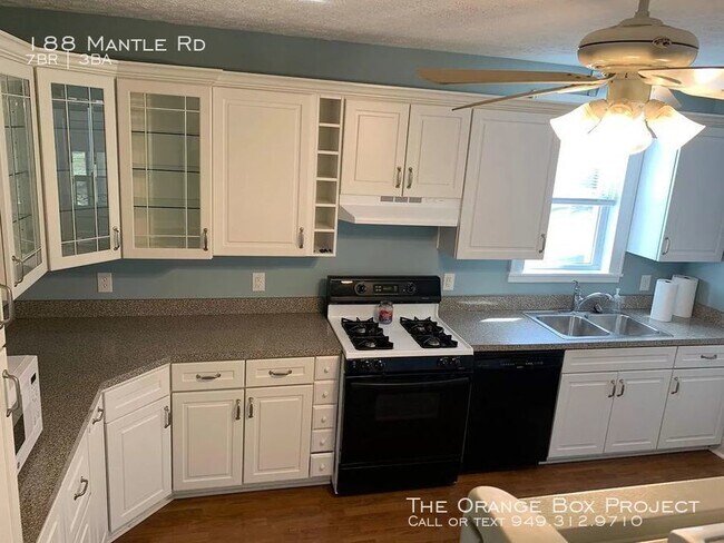 Building Photo - 188 Mantle Rd