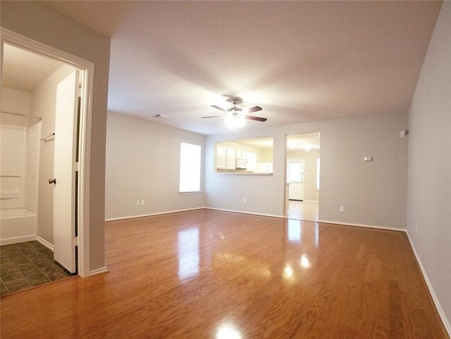 Building Photo - 8138 Forest Glen Dr