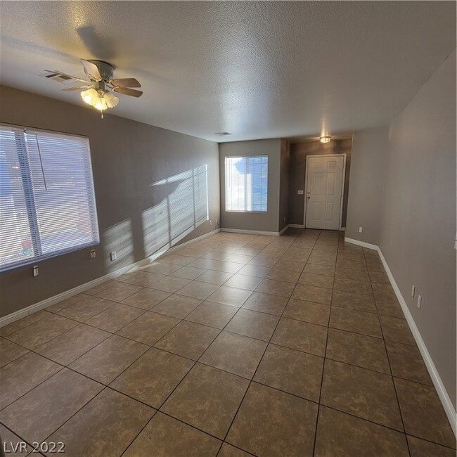 Building Photo - 2601 Amber Crest St