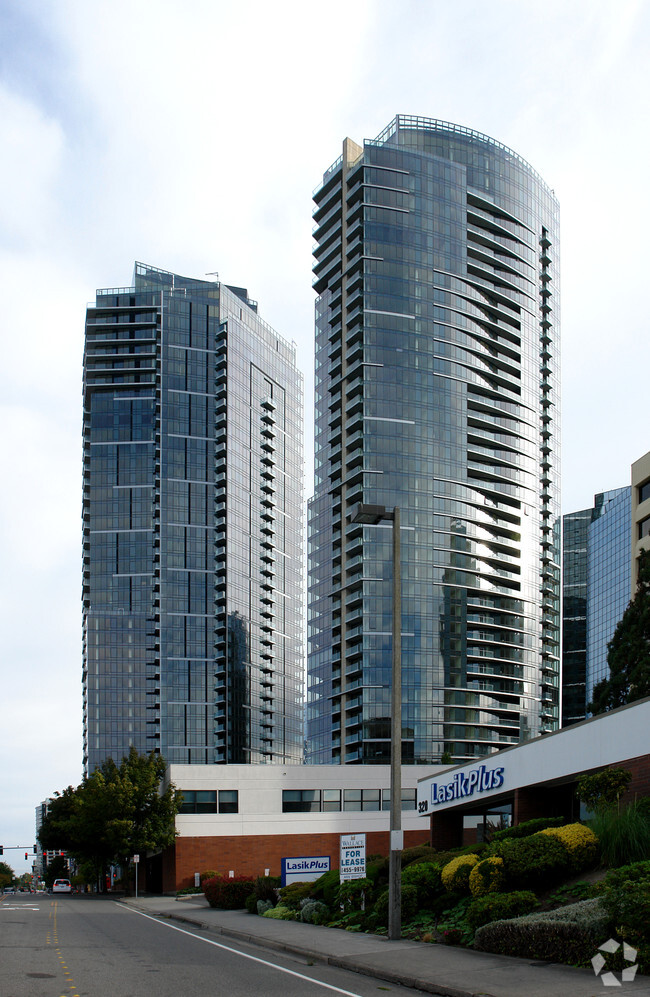 Building Photo - Bellevue Towers