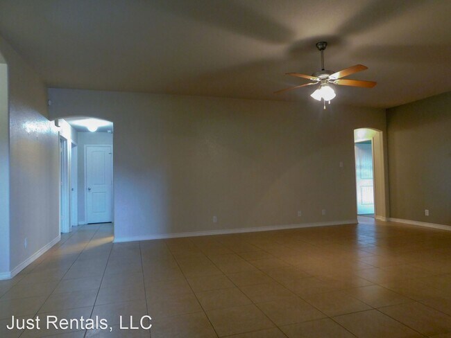 Building Photo - 5 br, 2.5 bath House - 2710 Montague Count...