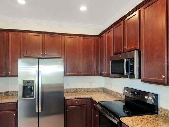 Building Photo - 20411 Lagente Cir