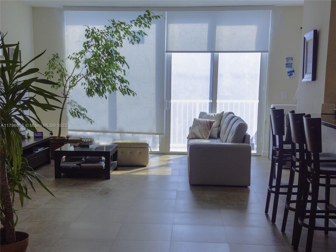 Foto principal - 50 Ocean Ln Dr