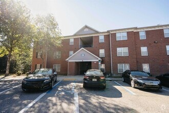 Building Photo - 3000 S Adams St