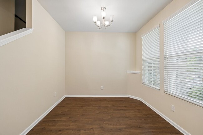 Building Photo - 812 Kennear Ln