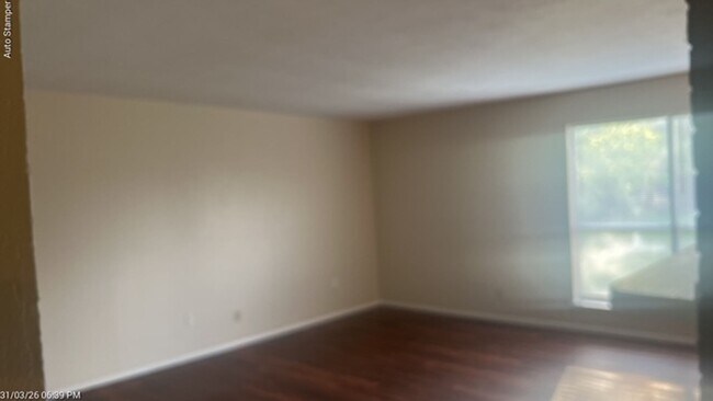 Foto del edificio - 6541 Wakefield Rd